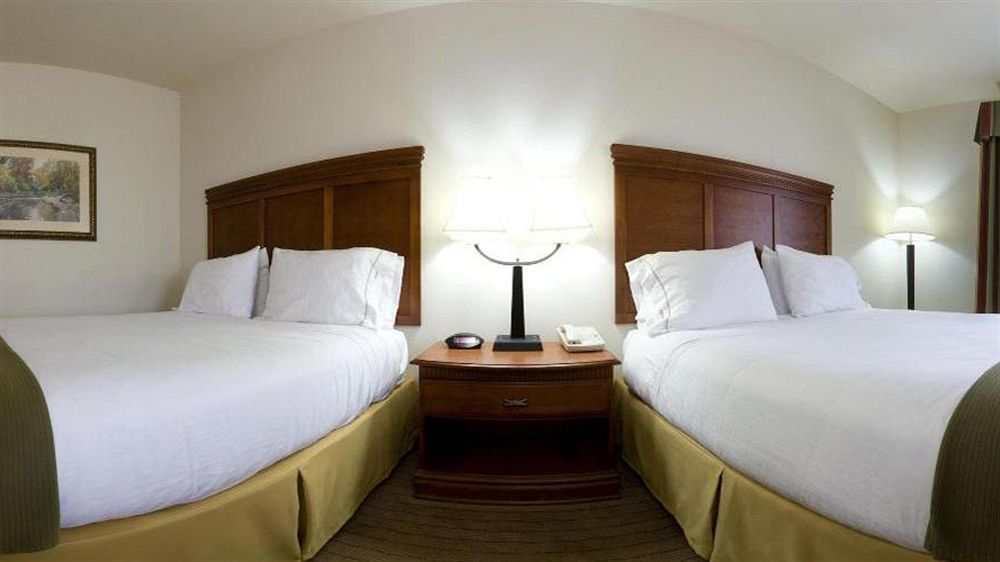 Holiday Inn Express & Suites Dyersburg, An Ihg Hotel Esterno foto